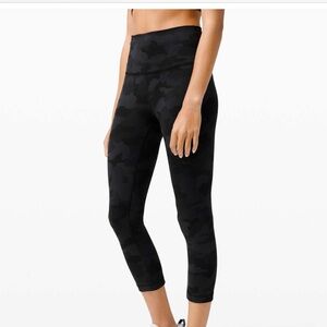 Lululemon" Wunder Train High Rise Crop 21"